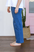 Lara Pull on Jeans in Mid Blue