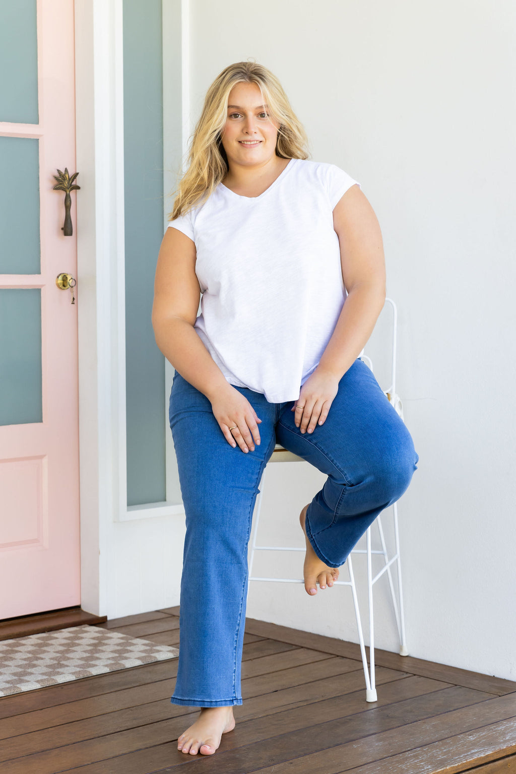 Lara Pull on Jeans in Mid Blue