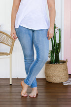 Corey Pull on Jeans in Light Blue