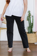 Lara Pull on Jeans in Vintage Black