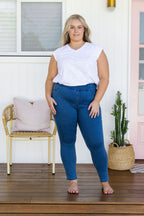 Corey Pull on Jeans in Mid Blue