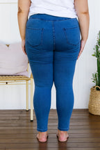 Corey Pull on Jeans in Mid Blue