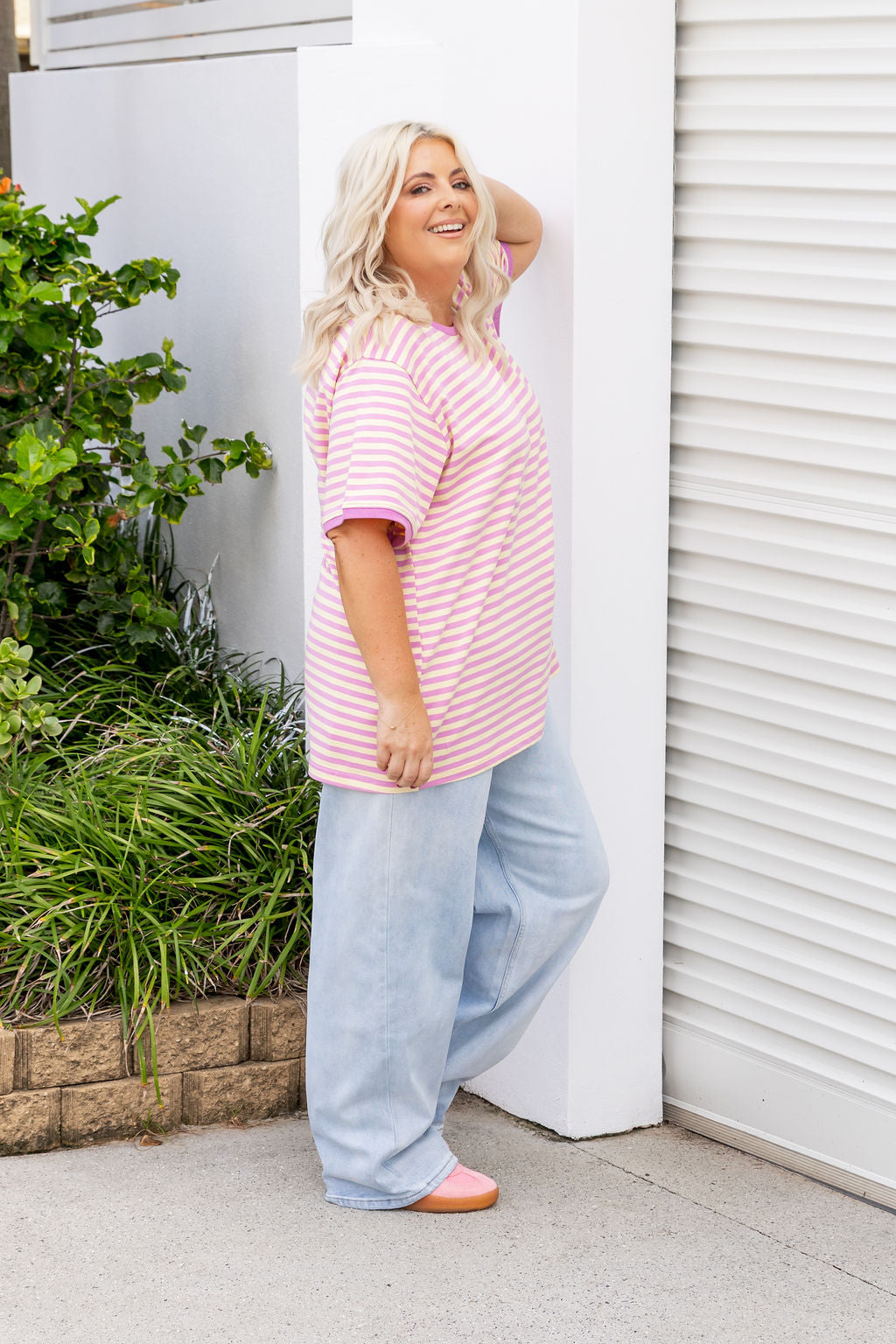 Jace Relaxed Jeans in Light Blue
