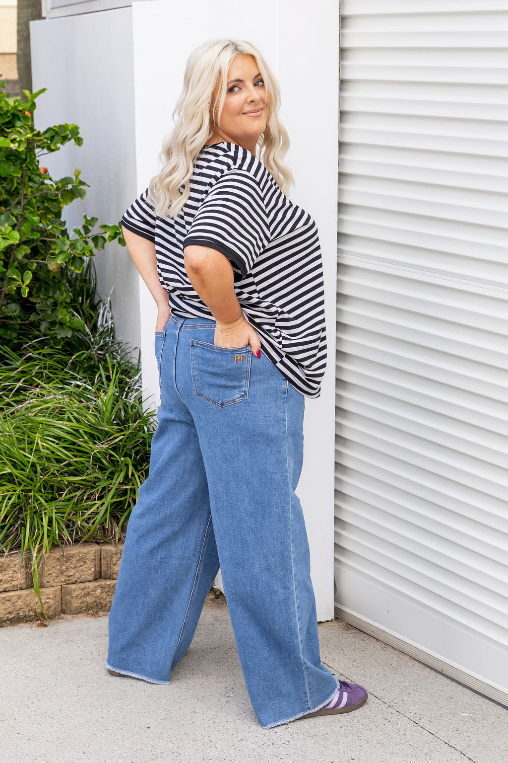 Rikki Jeans in Mid Blue