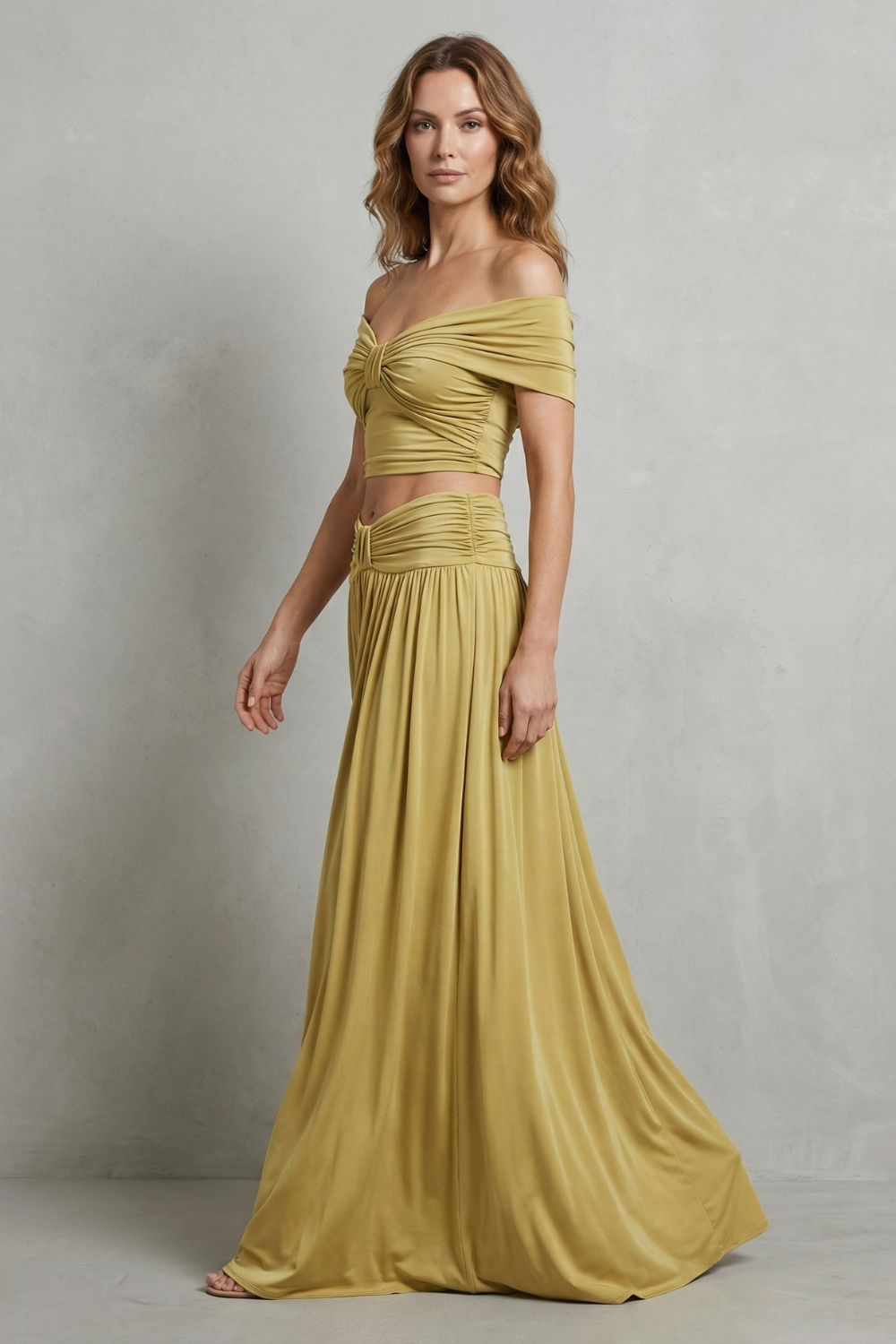 Ramona – Golden glow – Women’s Off-Shoulder Ruched Skirt Set