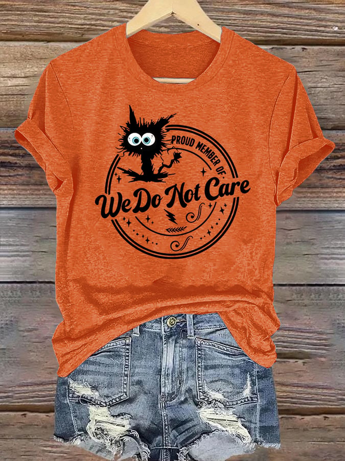 Retro Funny Proud Member Of  Club We Do Not Care Menopause Perimenopause Print T-Shirt
