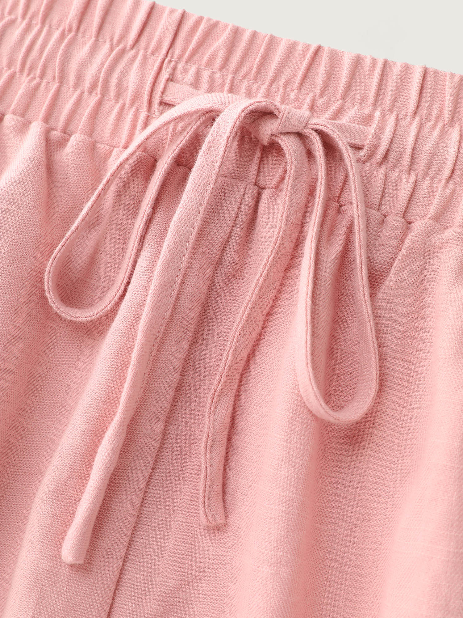 Plain Drawstring Elastic Waist Pockets Shorts
