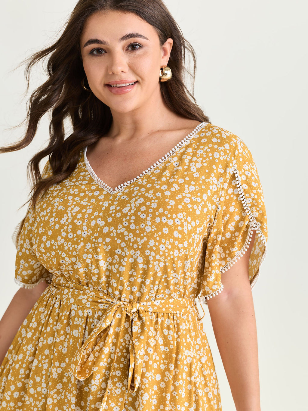 Floral Print V-Neck Petal Sleeve Midi Dress