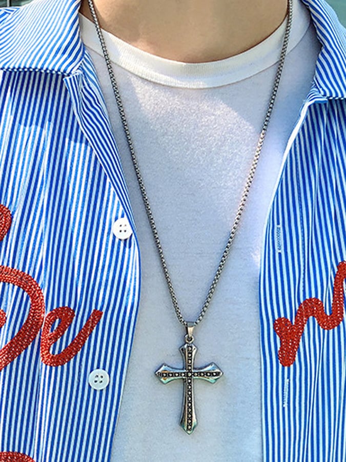 Men's Gothic Cross Faith Necklace