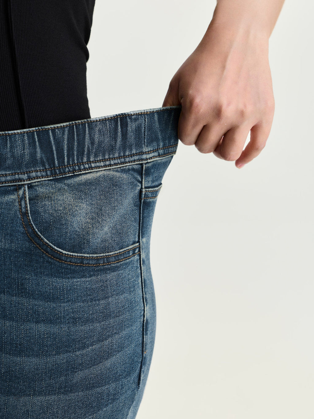 Pull-On Elastic Waistband Jeans