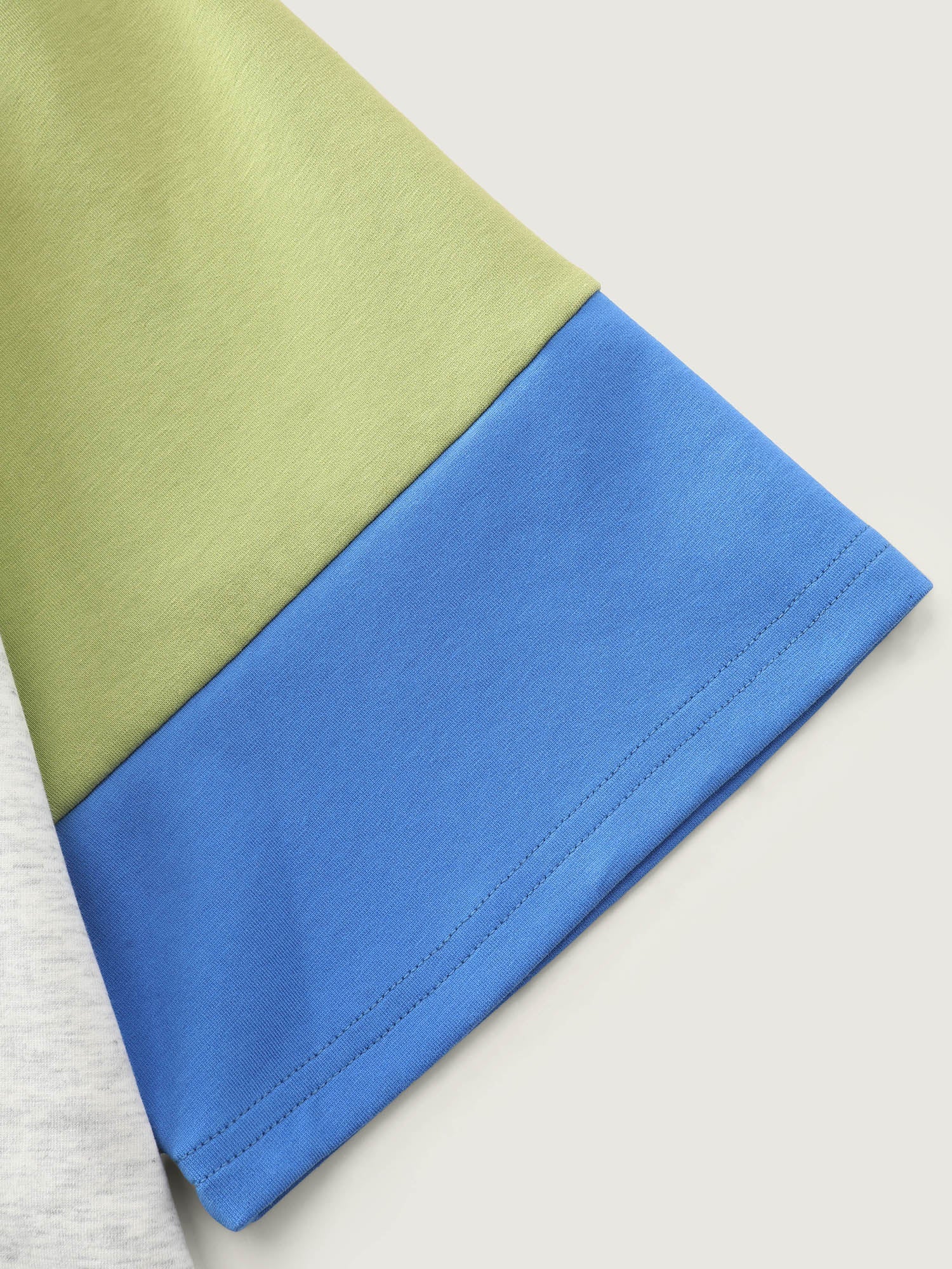 Colorblock Raglan Sleeve Plain T-Shirt
