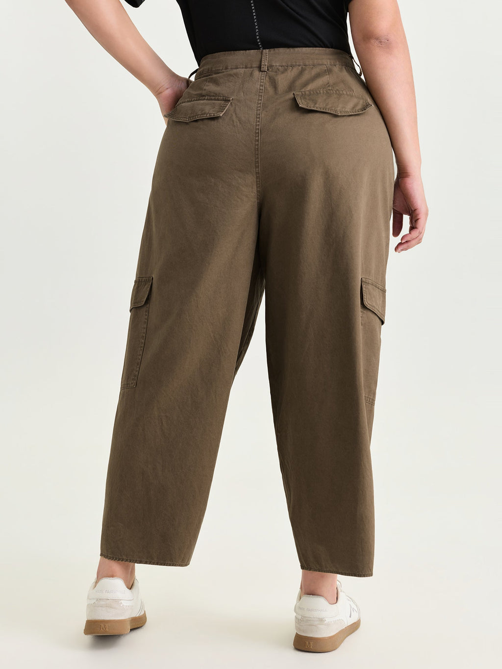 Cotton Washed And Distressed Pleated Pants
