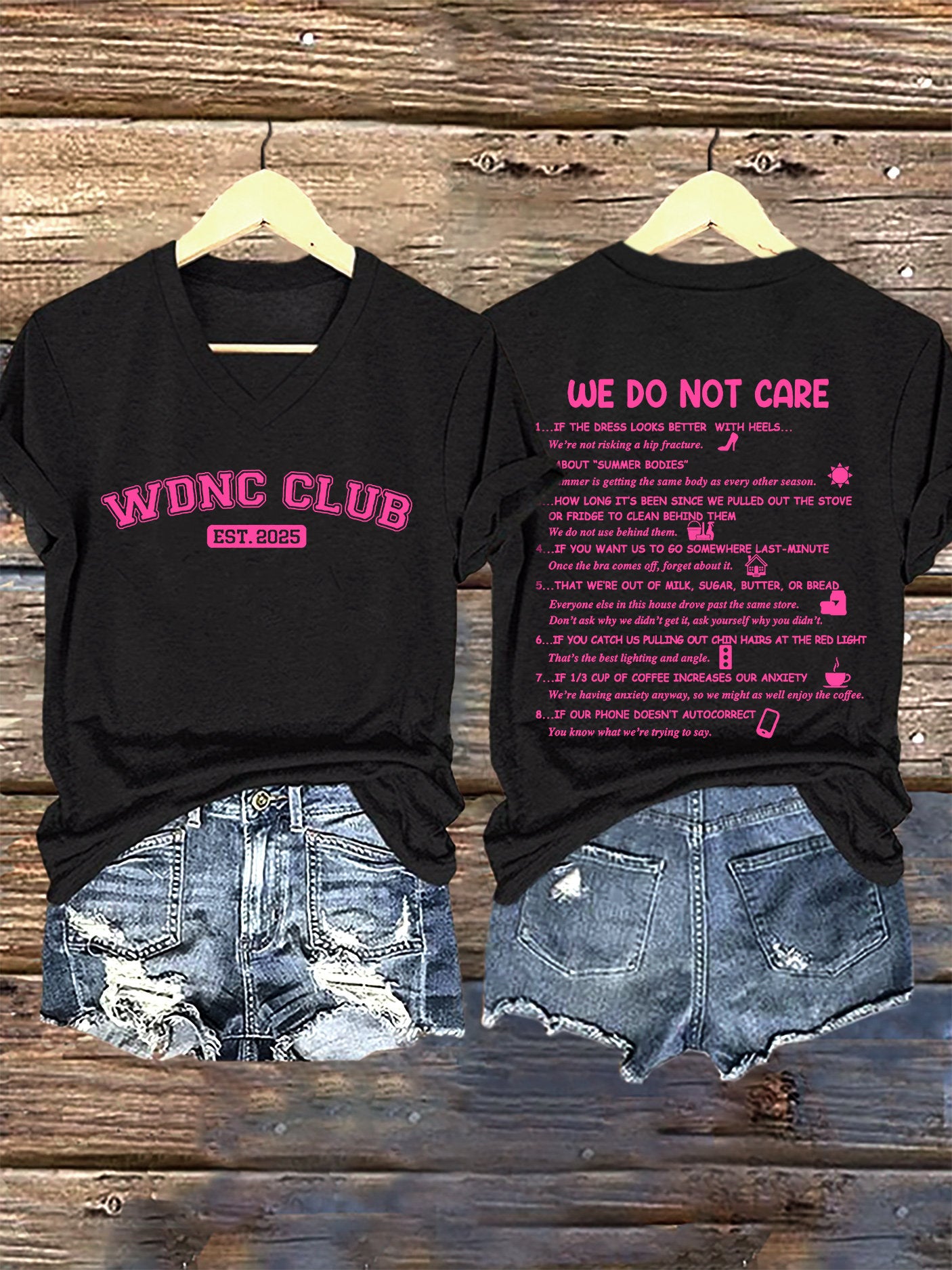 V-Neck Retro Funny WDNC Club Menopause Perimenopause Print T-Shirt