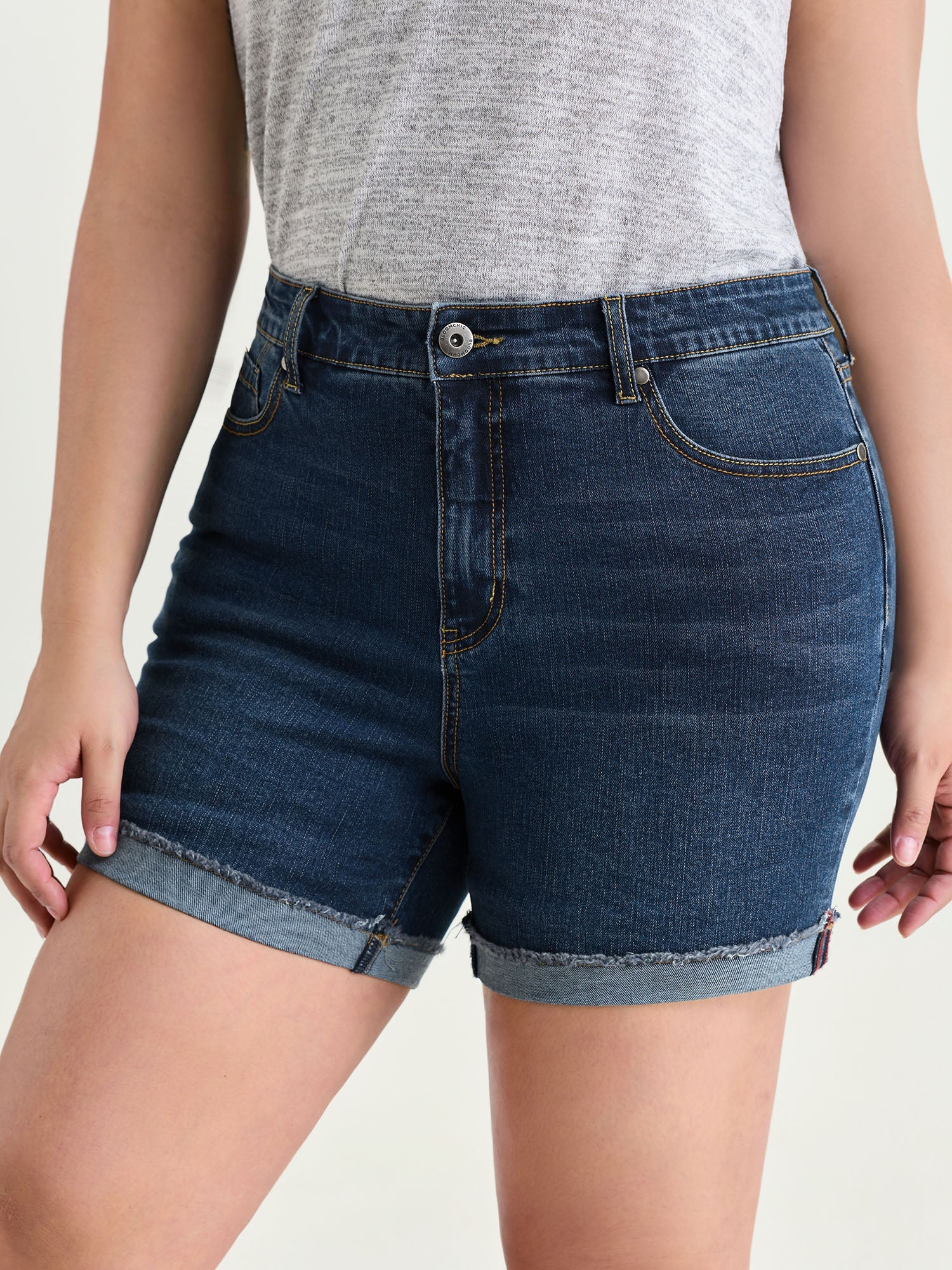 Stretchy Folded Hem Skinny-Fit Denim Shorts