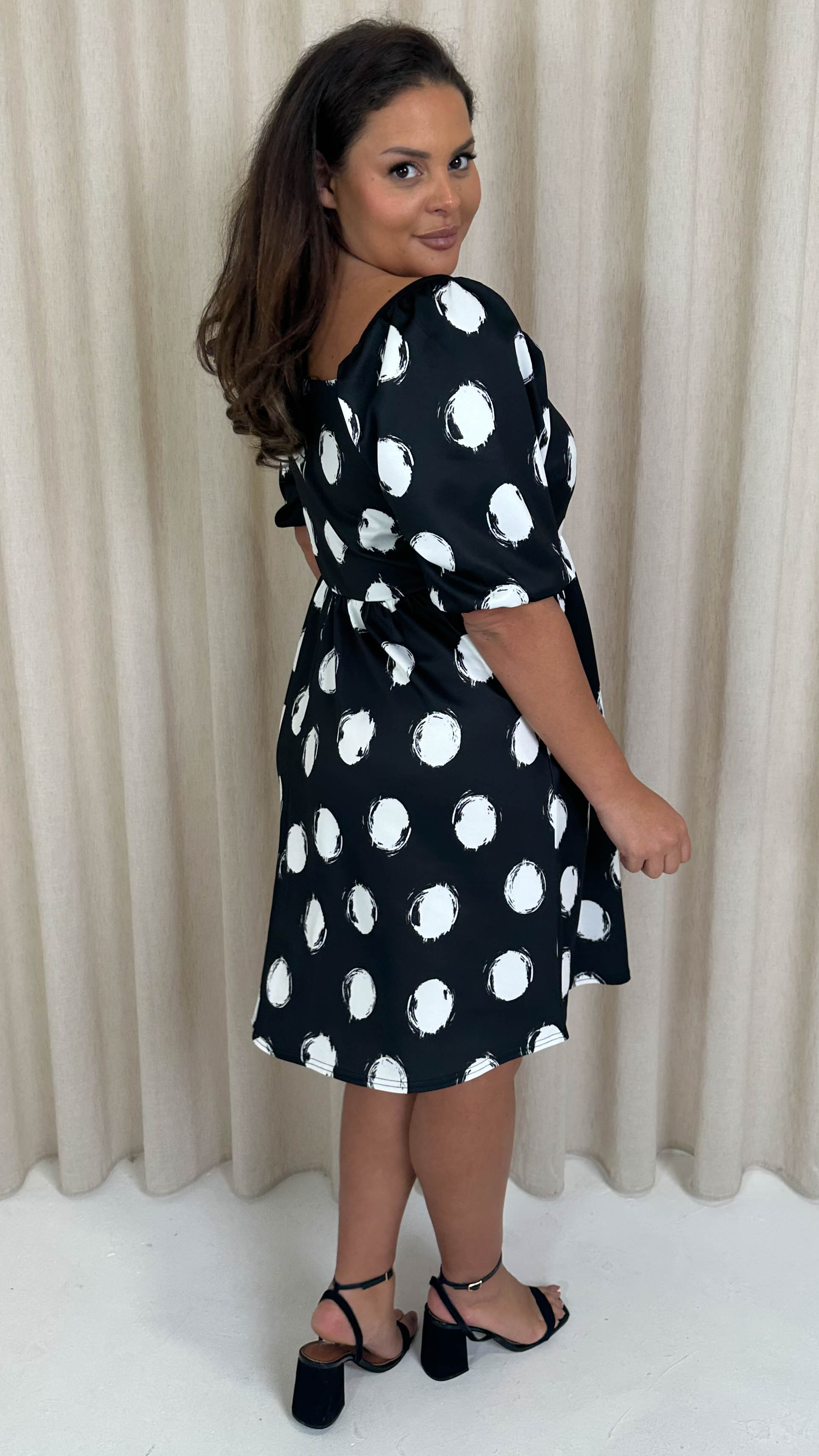CurveWow Milkmaid Mini Dress Mono Spot