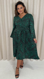 CurveWow Side Knot Pleated Dress Green Floral