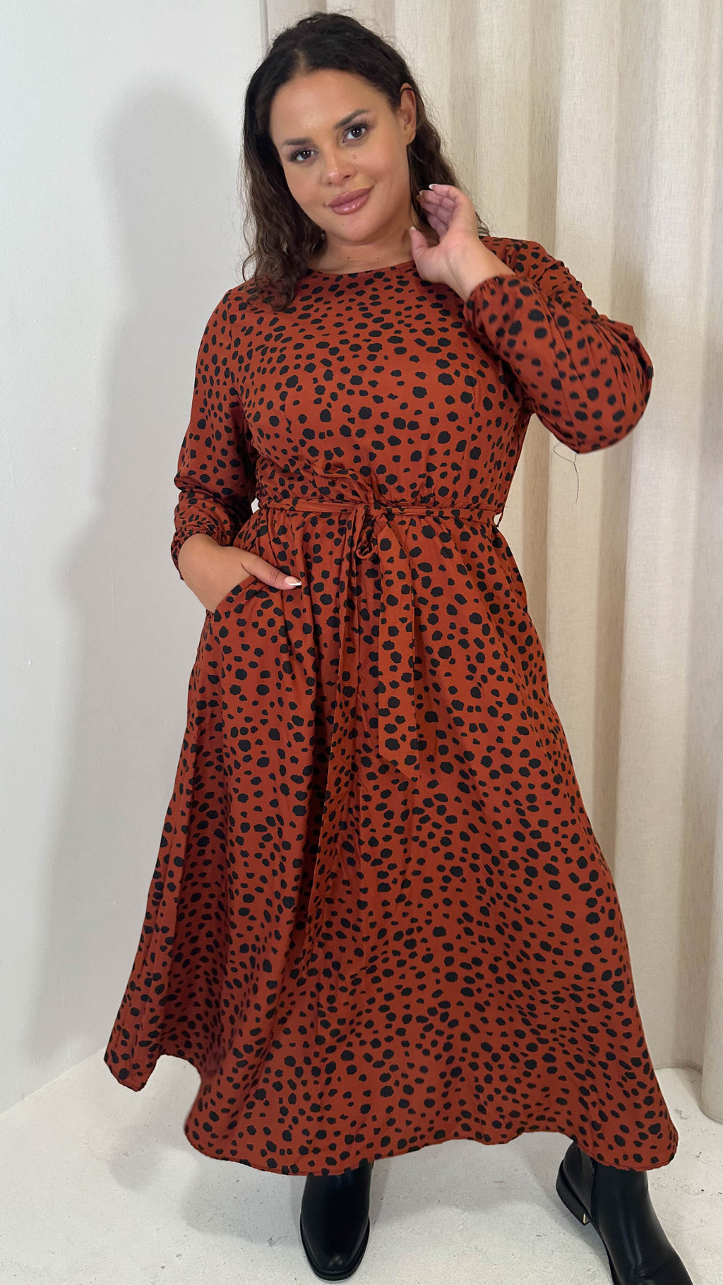 CurveWow Tie Waist Crew Neck Midi Dress Rust Spot