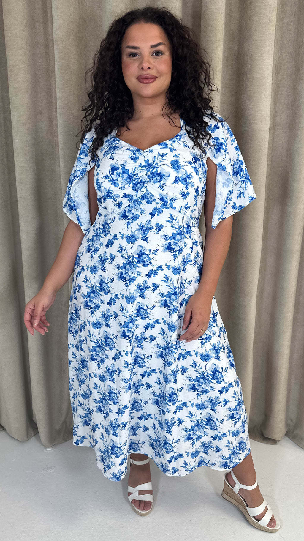 CurveWow Ruched Front Midi Dress Blue Floral