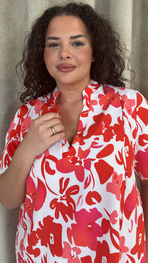 CurveWow Notch Neck Mini Shift Dress Red & Pink Floral