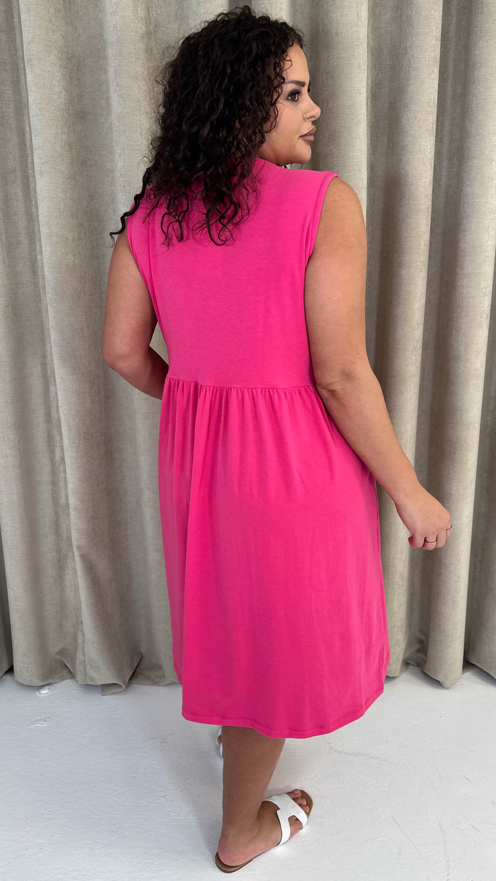 CurveWow Basic Sleeveless Pocket Dress Pink