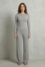 Élan – Sleek Simplicity – Pure Color Wide-Leg Pants Suit