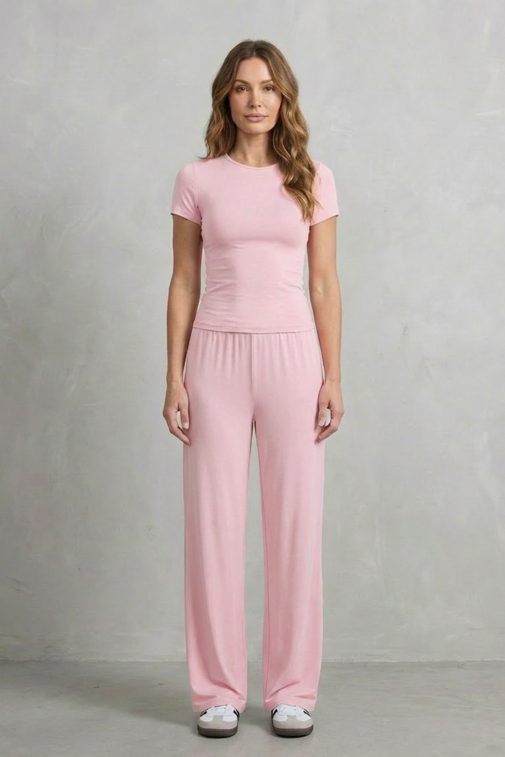 Élan – Sleek Simplicity – Pure Color Wide-Leg Pants Suit