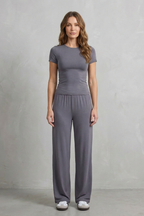 Élan – Sleek Simplicity – Pure Color Wide-Leg Pants Suit