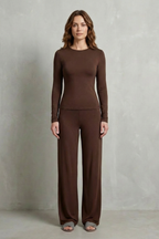Élan – Sleek Simplicity – Pure Color Wide-Leg Pants Suit