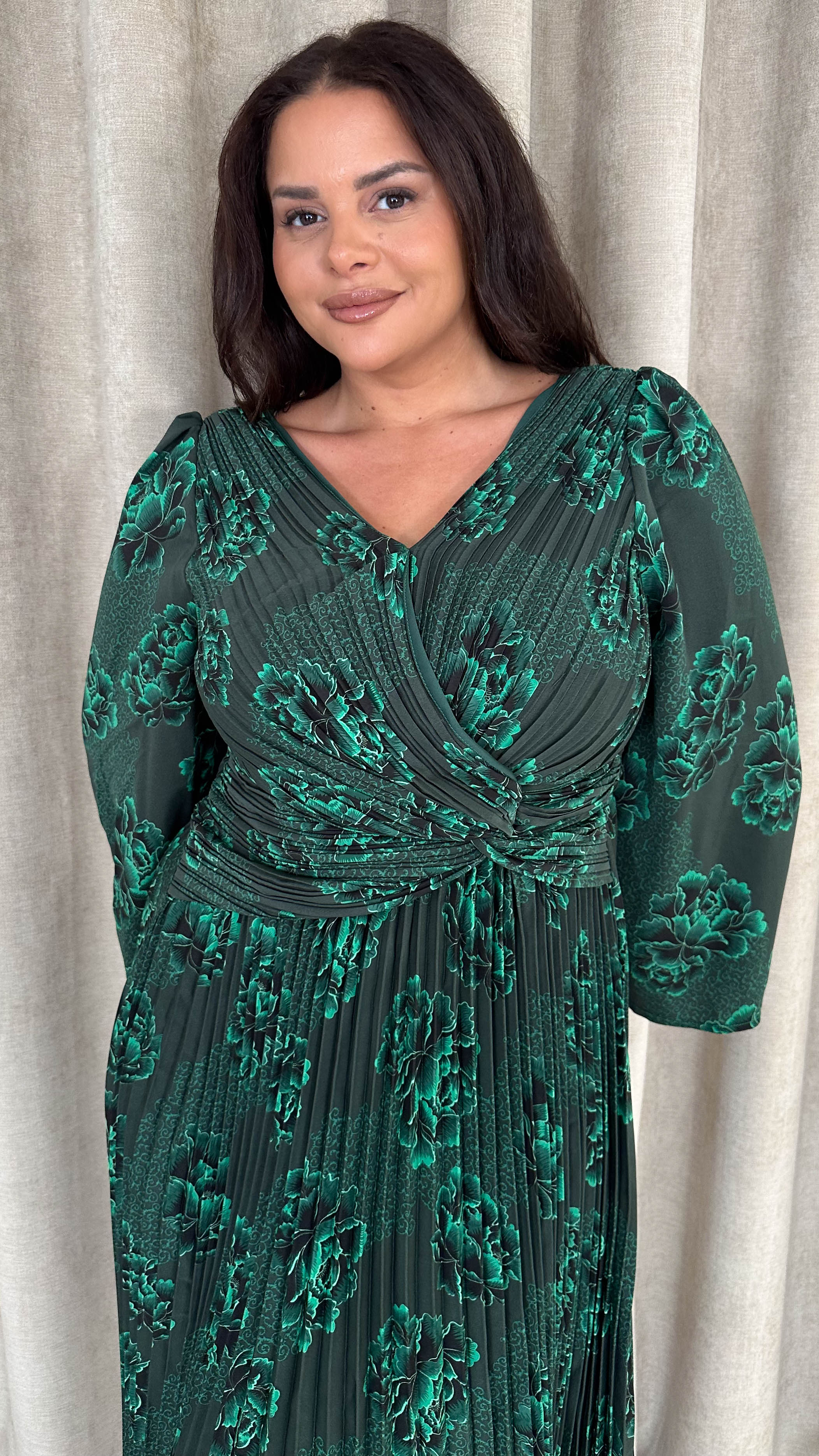 CurveWow Side Knot Pleated Dress Green Floral