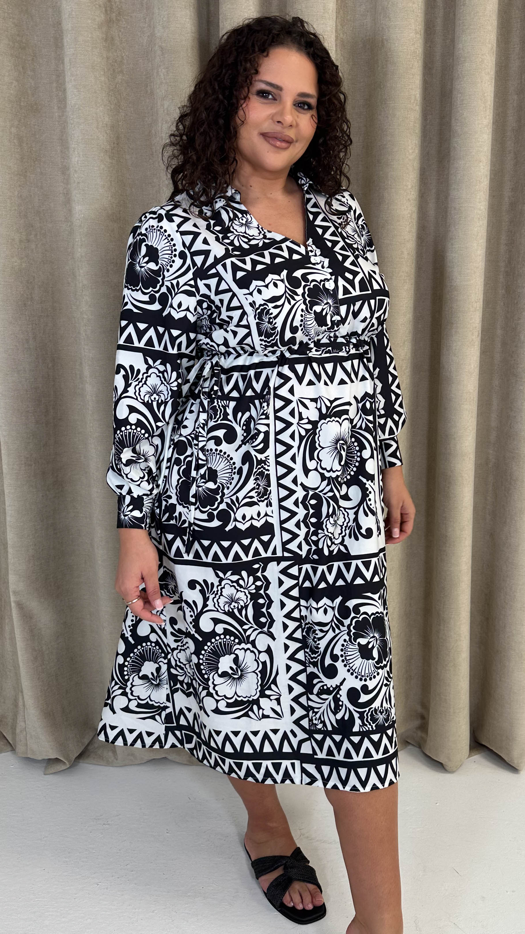 CurveWow V-Neck Tile Print Shirt Dress Mono