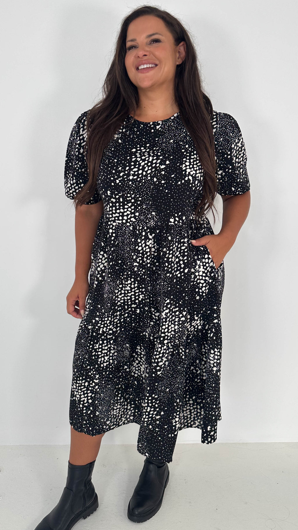 CurveWow Printed Midi Smock Dress Black Spot
