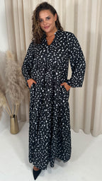 CurveWow V Neck Tiered Maxi Dress Black Base Smudge
