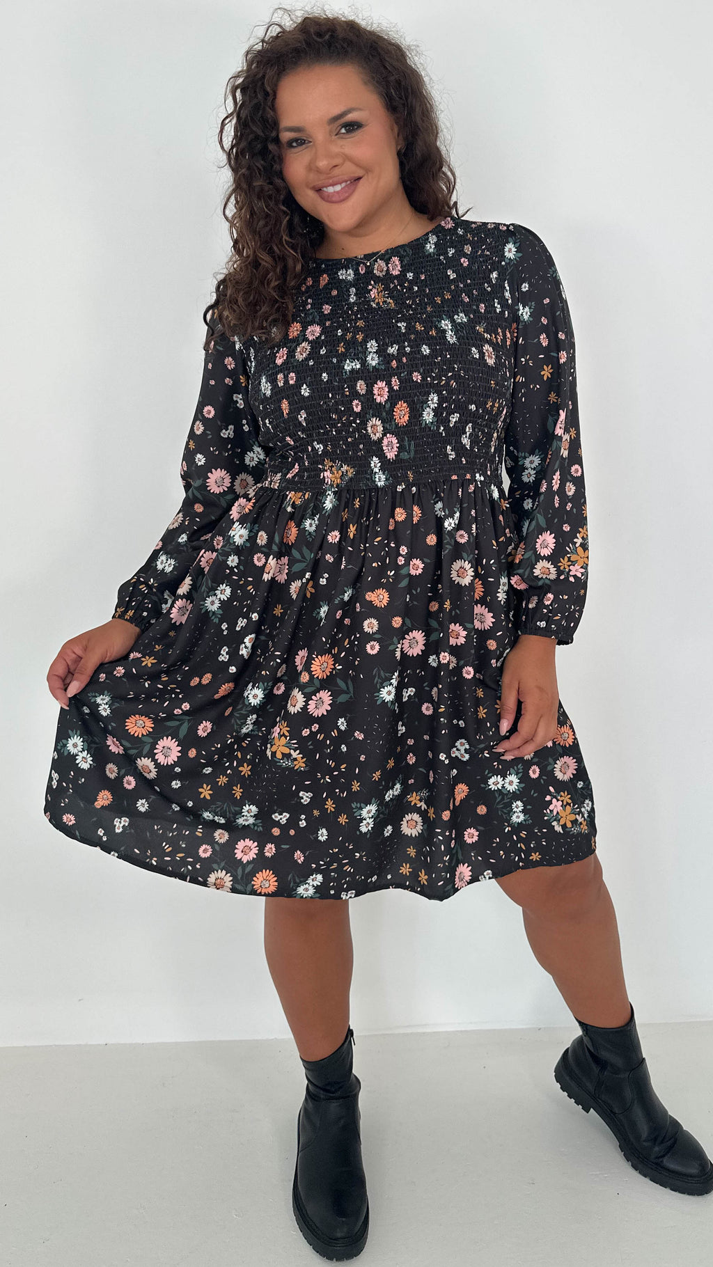 CurveWow Shirred Top Mini Dress Black Daisy