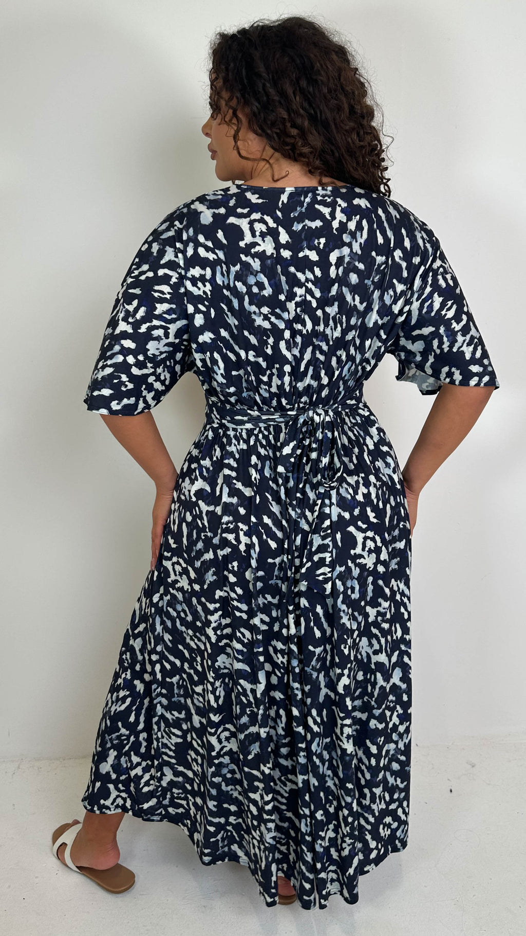 CurveWow Angel Sleeve Tie Back Maxi Dress Smudge