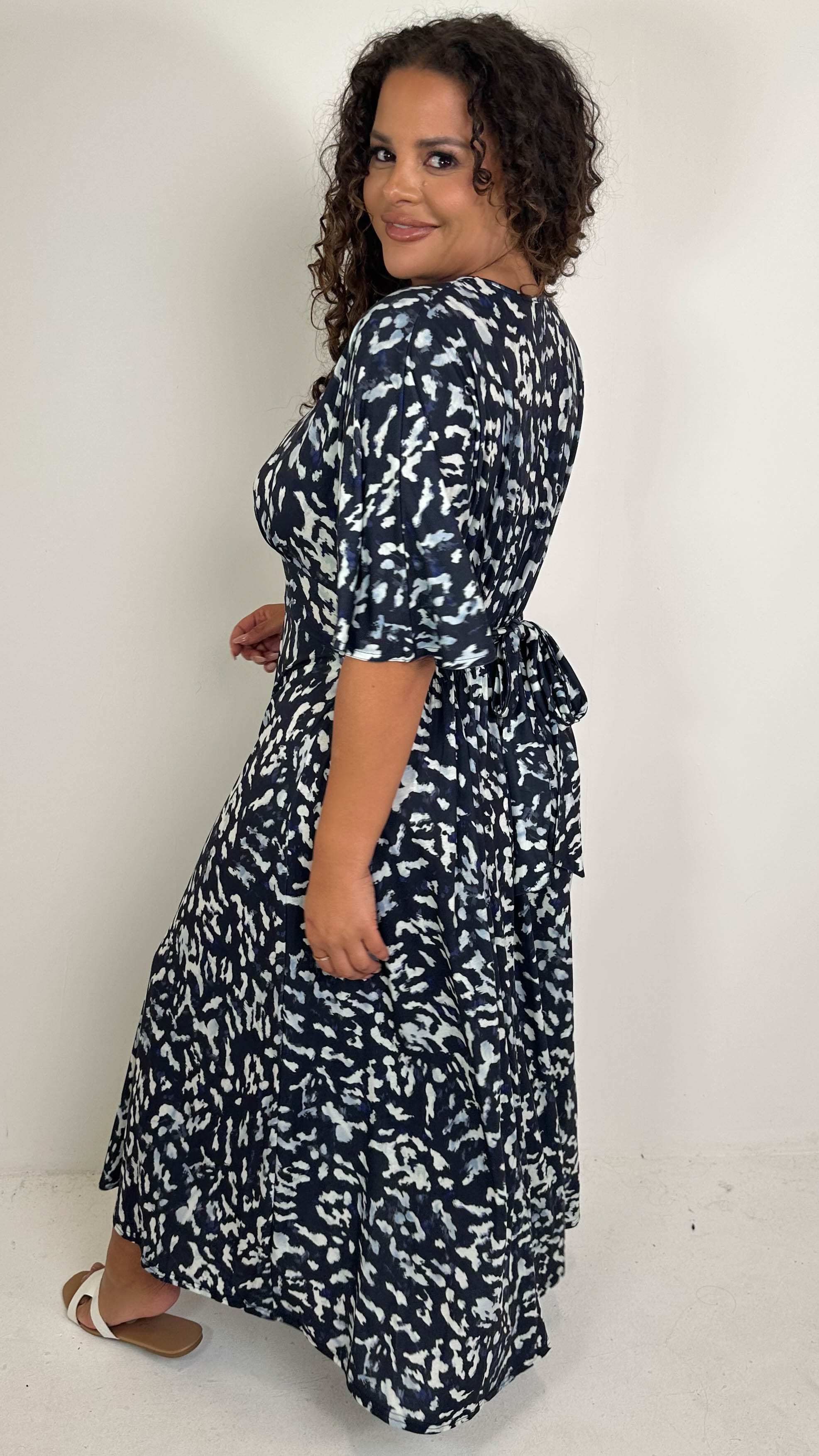 CurveWow Angel Sleeve Tie Back Maxi Dress Smudge