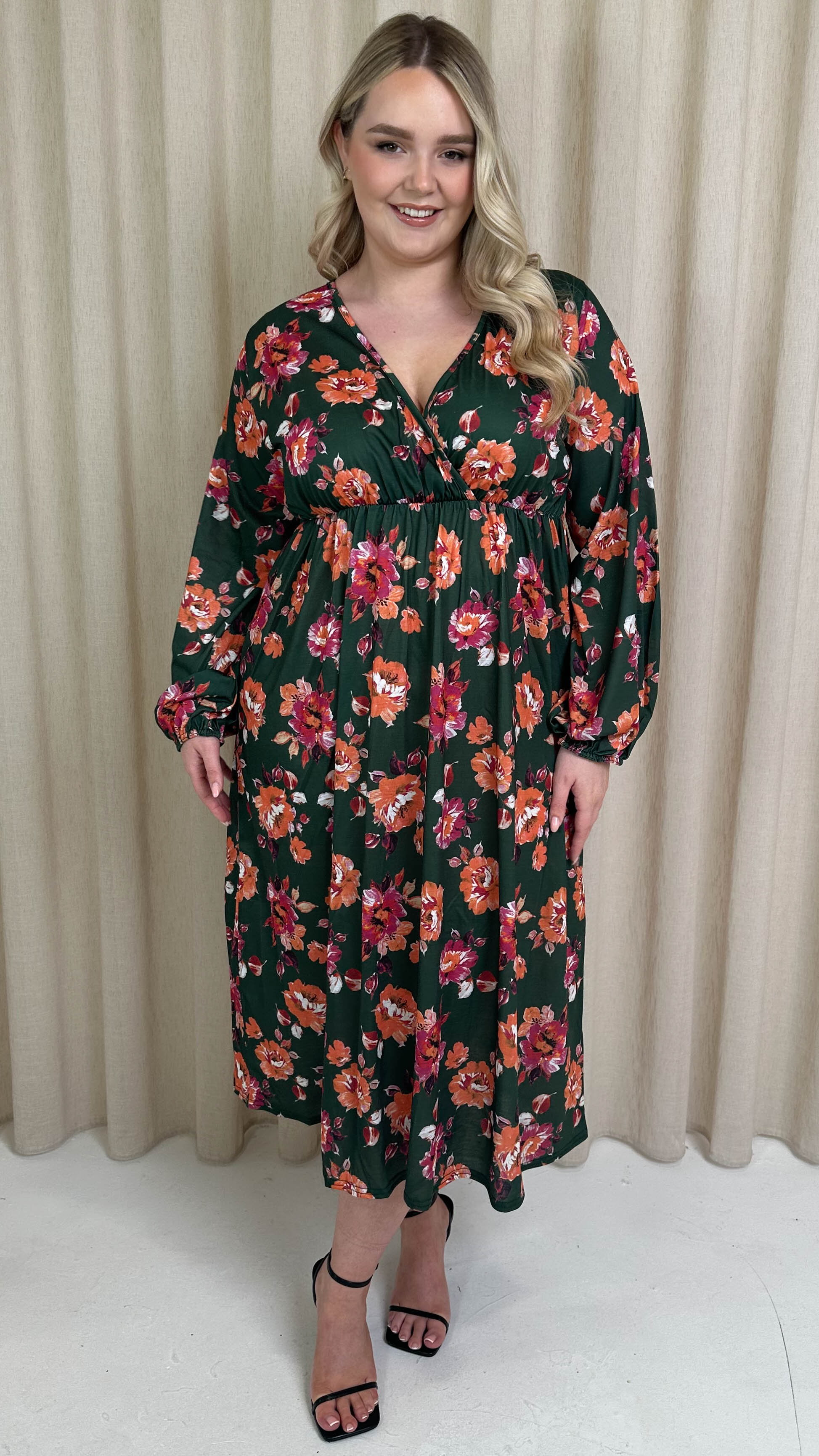 CurveWow Wrap Balloon Sleeve Midaxi Dress Green