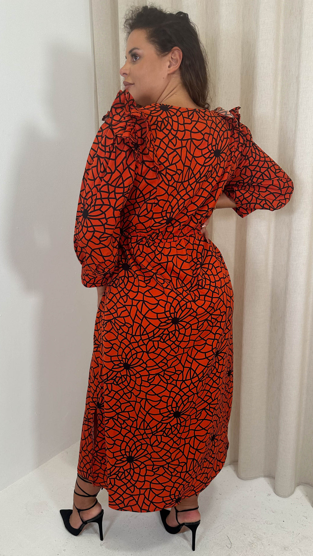 CurveWow Ruffle Shoulder V Neck Midi Dress Rust Grid
