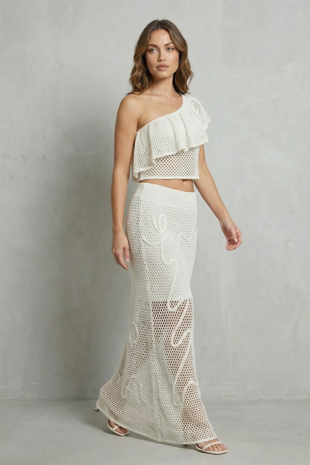 Solmara – Openwork ruffle elegance – Knit skirt set