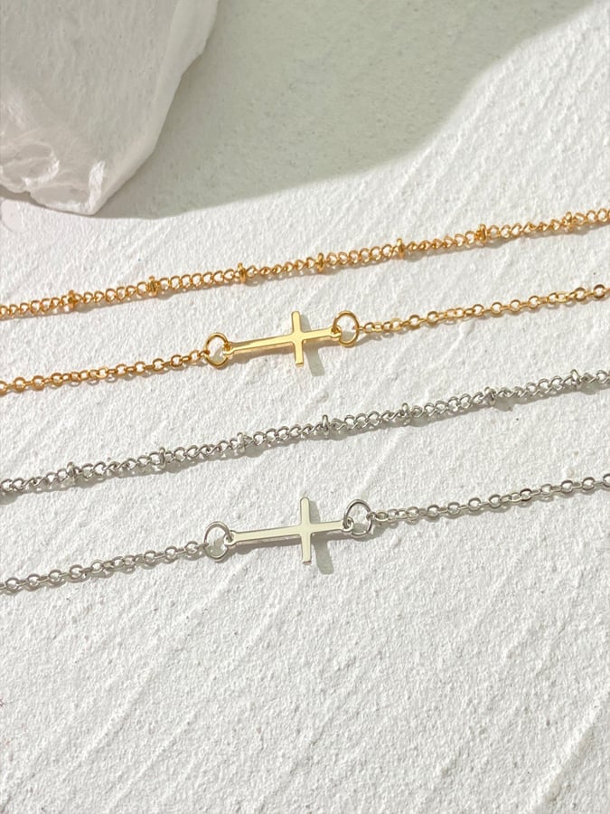 Women's  Double Vintage Fashion Alloy Cross Necklace