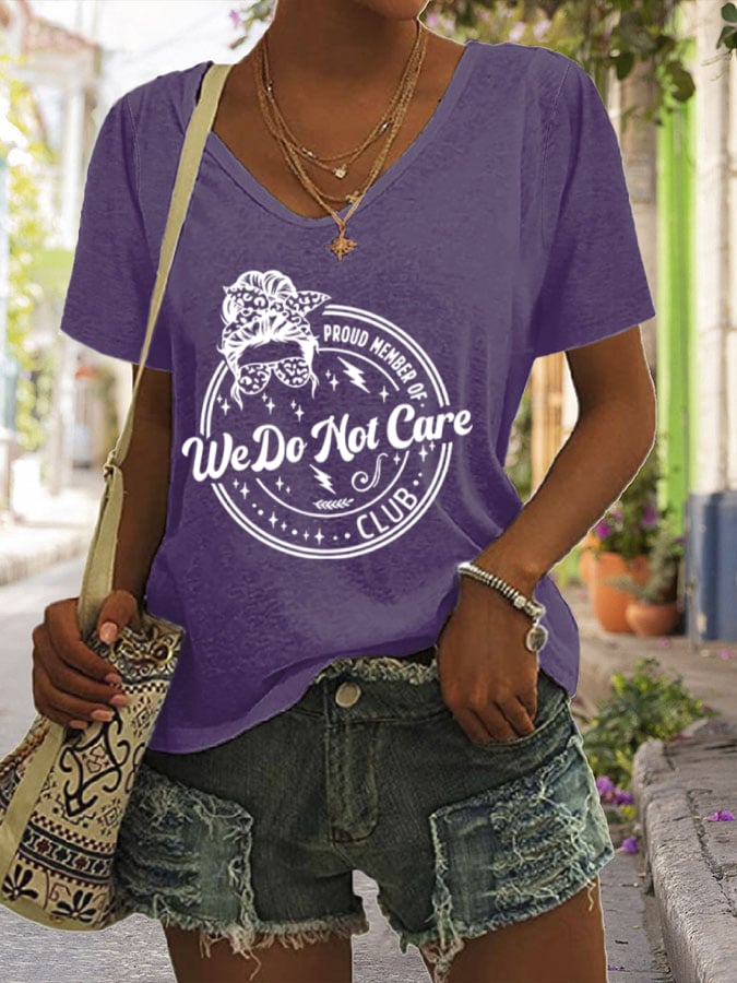 Women's  V-neck Retro Funny Proud Member Of  Club Menopause Perimenopause Print T-Shirt