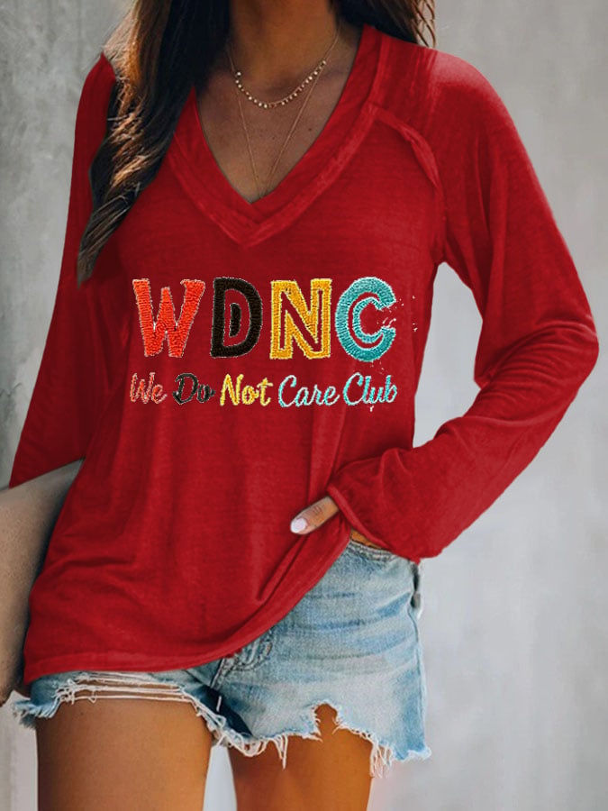 🔥Buy 3 Get 15% Off🔥Women's  V-neck Retro Funny Proud Member Of WDNC Club Menopause Perimenopause Print T-Shirt